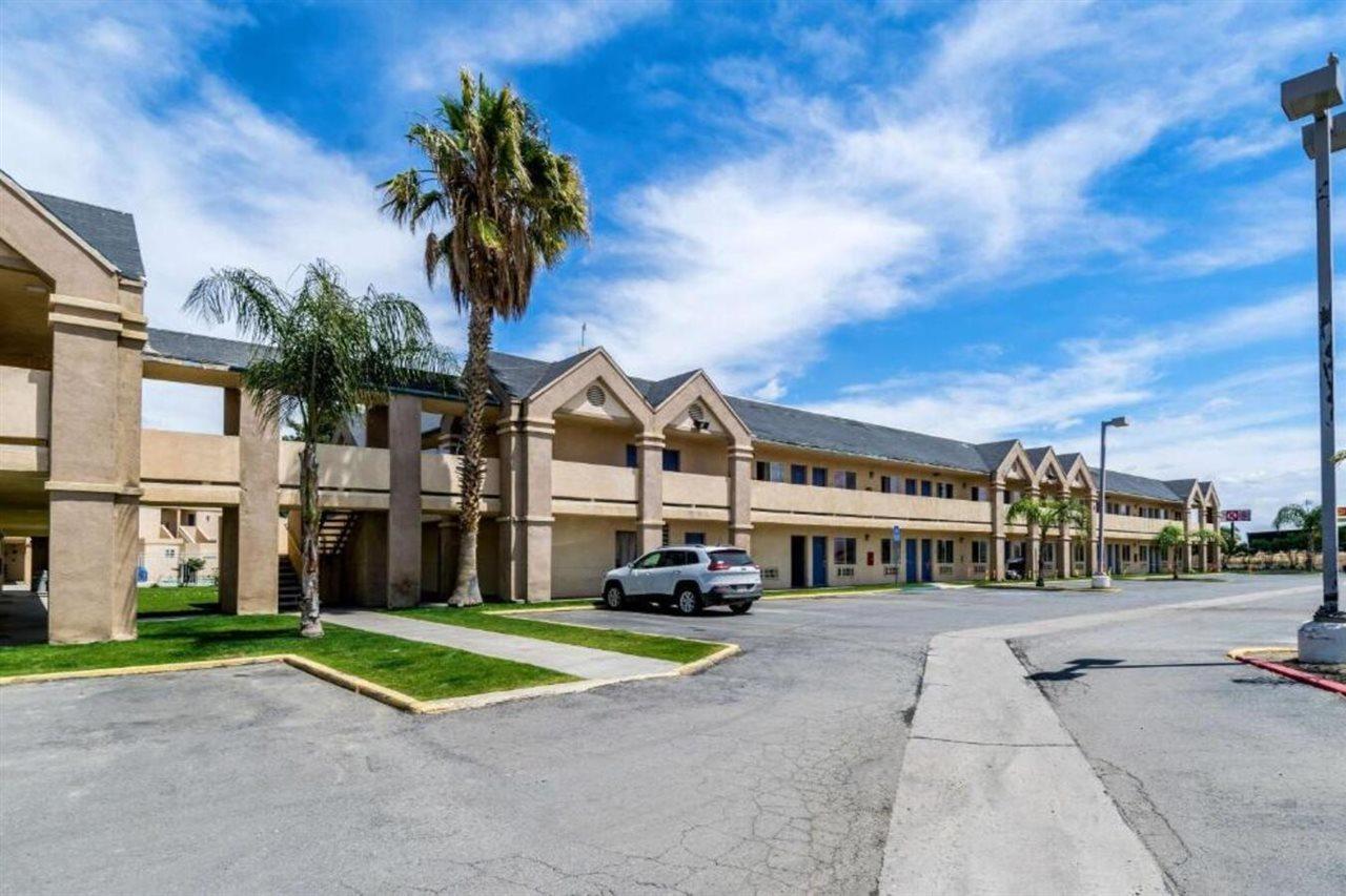 Motel 6-Buttonwillow, Ca Central Exteriör bild