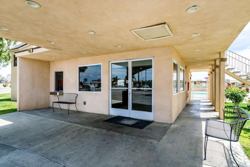 Motel 6-Buttonwillow, Ca Central Exteriör bild