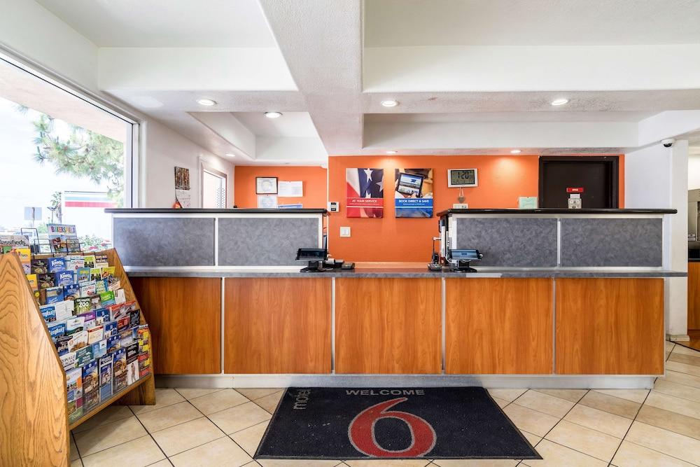 Motel 6-Buttonwillow, Ca Central Exteriör bild